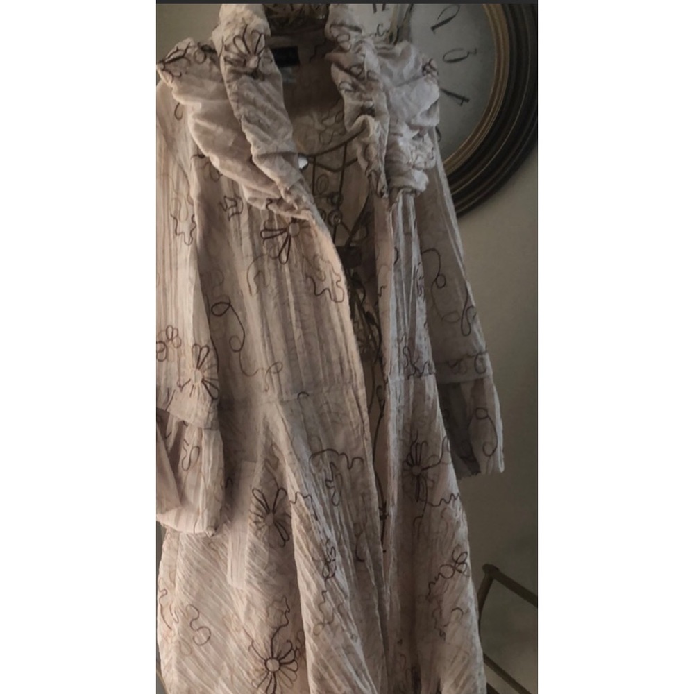 Damee, Inc. Cream Embroidered Jacket/Coat